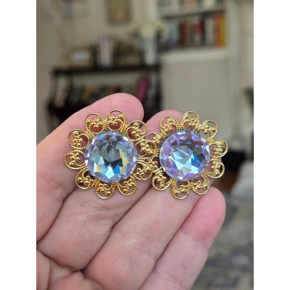 Aurora Borealis Goldtone Filagree Earrings Vintage Stunning!